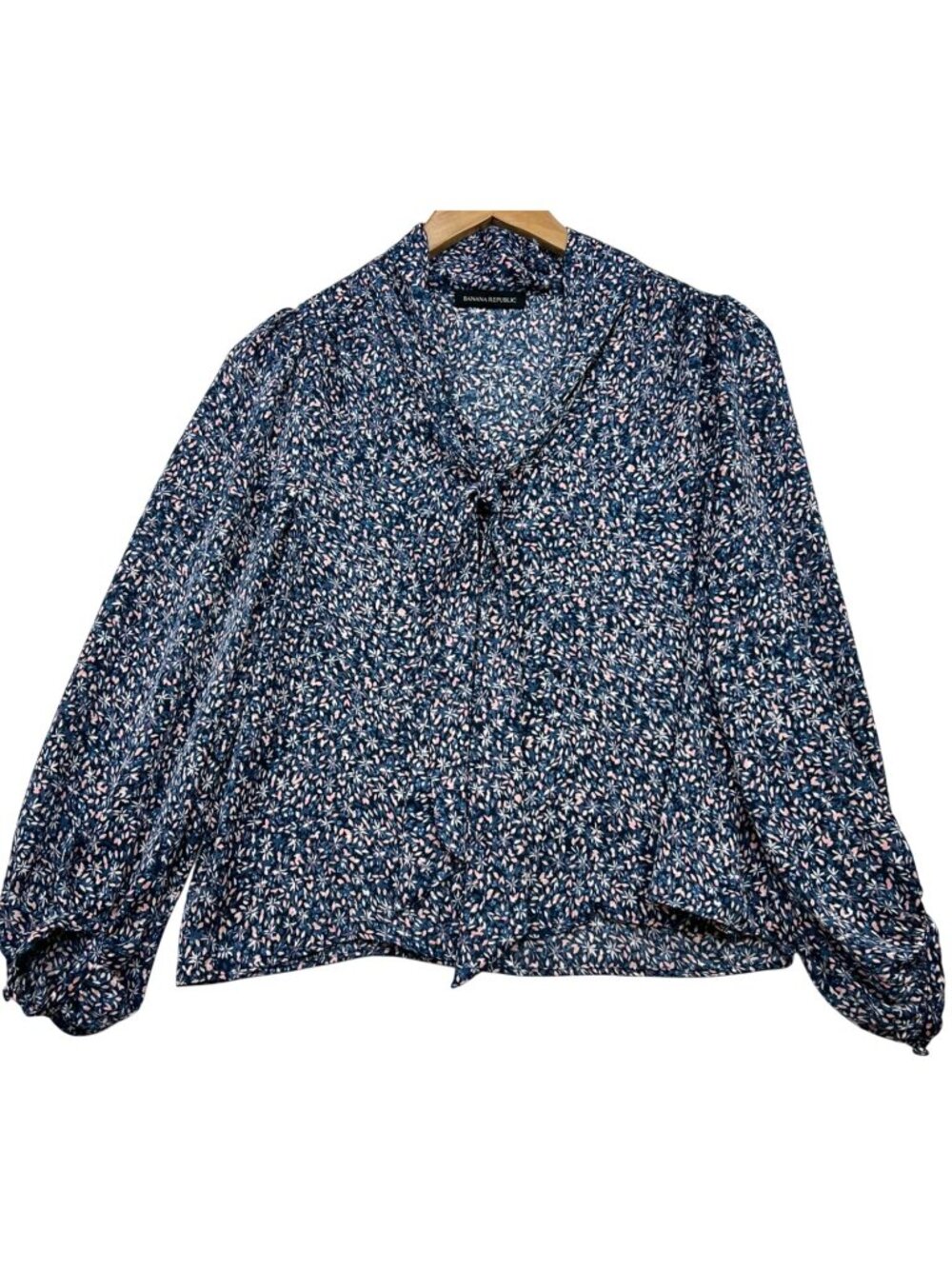 Banana Republic Women's Tie Neck Blouse Long Sleeve Size XS Blue Ditsy Floral